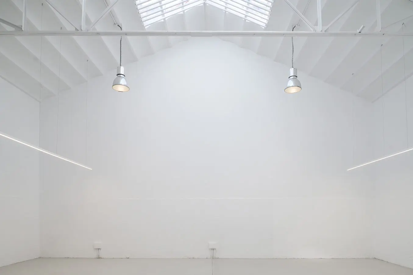 Nave industrial rehabilitada en Tetuán con cambio de uso. Estudio b76.