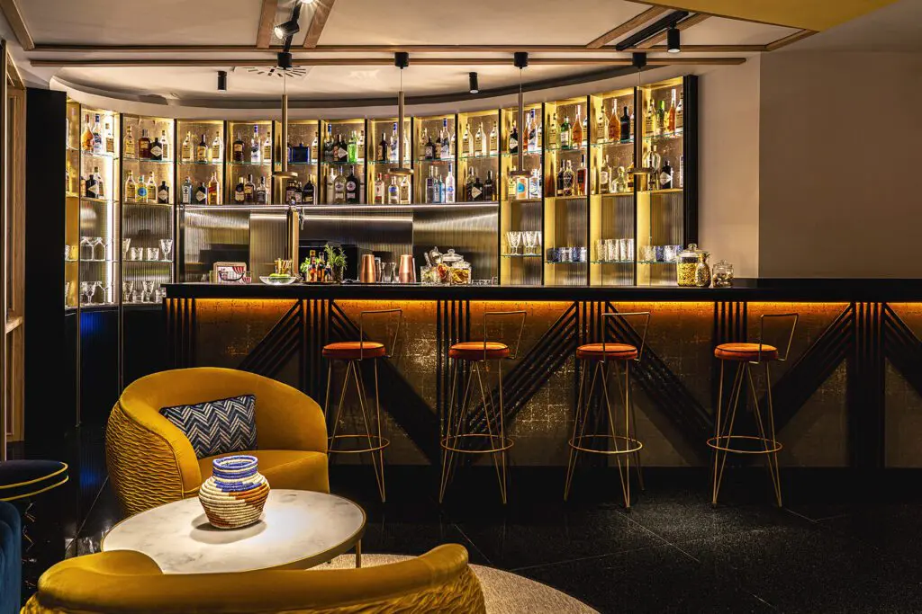 Gastrobar. Vincci Hoteles. Hotel Vincci Via 66. Gran Vía. Madrid. estudio b76