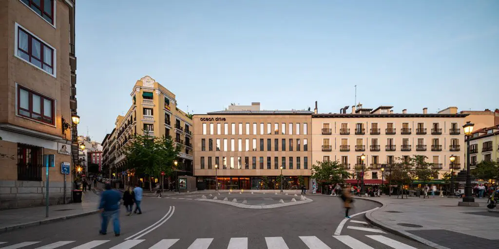 HOTEL OCEAN DRIVE MADRID. PLAZA DE ISABEL II