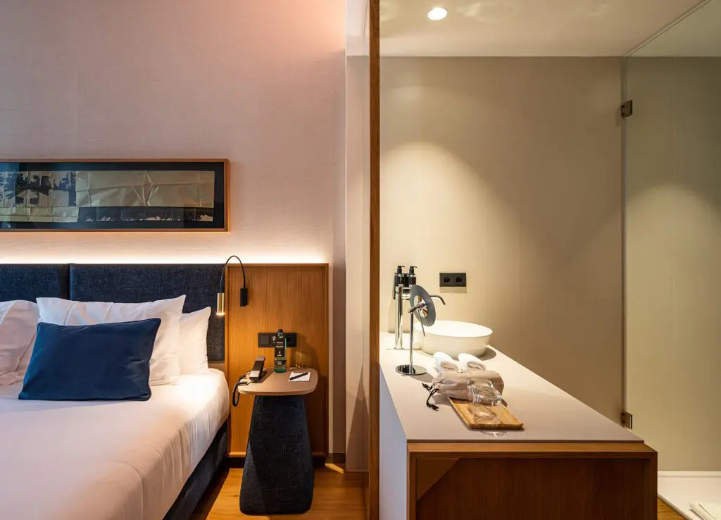 HOTEL OCEAN DRIVE MADRID. PLAZA DE ISABEL II